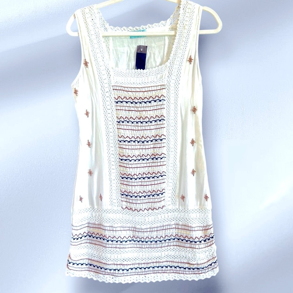 Letarte White Crochet Embroidered Casual Boho Dress Size Small New With Tags - Picture 3 of 5